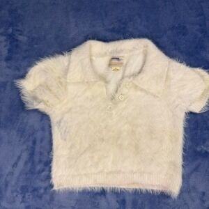 Kimchi blue White fuzzy cropped polo‎ shirt women Size S